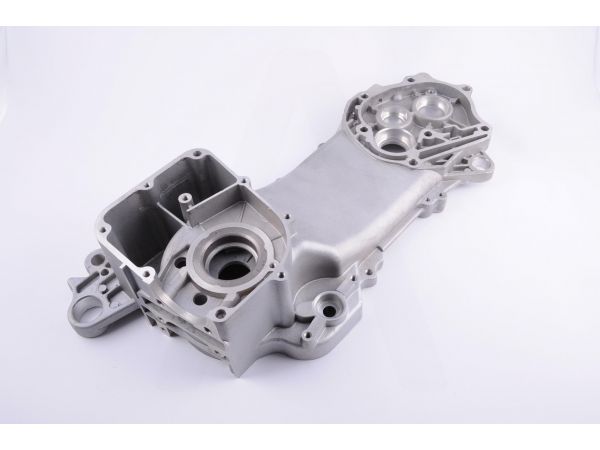 Картер   4T GY6 50   (139QMA)   (левый)   (12 колесо)   ST