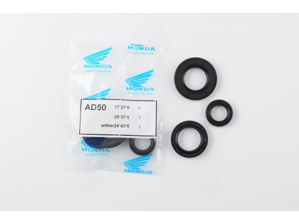 Сальники (набор)   Suzuki AD50/100   3шт   коленвальные   (MARATHON)   ST