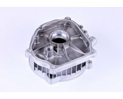 Крышка блока двигателя   бензогенератора 2-3,5кВт м/б   168F/170F   (6,5/7Hp) AMG